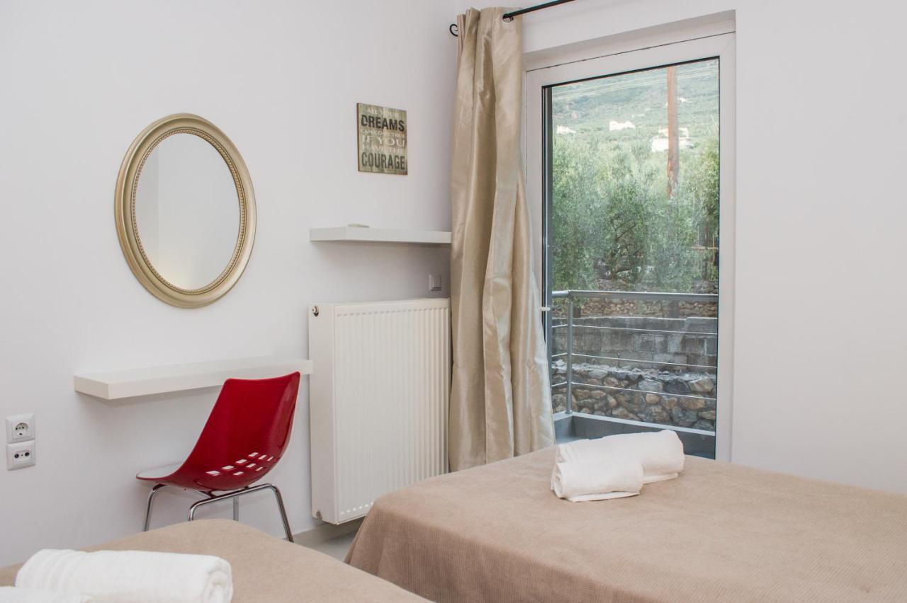 Nina'S Villa, Cosy Seaview Retreat فيرغا كالاماتا المظهر الخارجي الصورة
